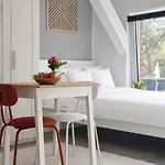 4 - Komfort & Guenstig *