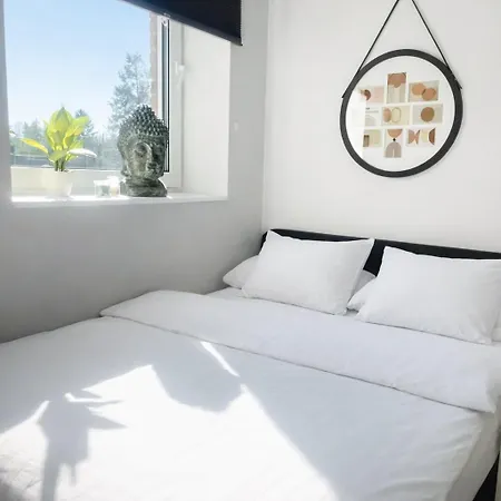 Apartment 4 - Komfort&günstig *